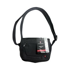 NWT Victorinox Commuter Pack Media Storage Day Bag Black Nylon